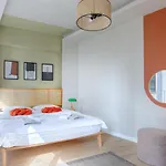 Appartement By Abraham Galata *