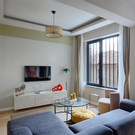 By Abraham Galata * Κωνσταντινούπολη