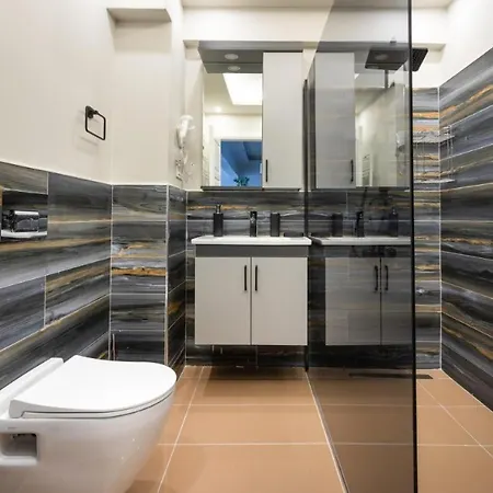 By Abraham Galata Διαμέρισμα Κωνσταντινούπολη